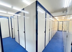 港区三田の屋内型トランクルーム・スペラボ