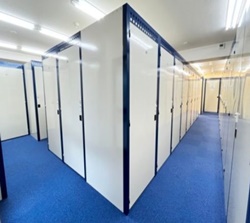 浅草の屋内型トランクルーム・スペラボ