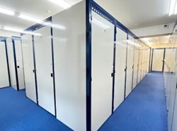 目黒区中央町の屋内型トランクルーム・スペラボ