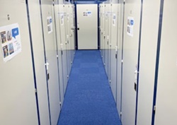 港区虎ノ門の屋内型トランクルーム・スペラボ