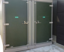 世田谷区のバイク用トランクルーム・スペースプラス