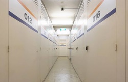 港区六本木一丁目の屋内型トランクルーム・ハローストレージ