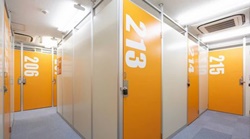 港区御成門の屋内型トランクルーム・ハローストレージ