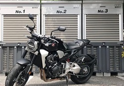 葛飾区のバイク用トランクルーム・ハローストレージ